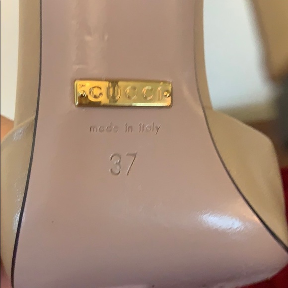 Gucci Studded Pump - Picture 8 of 8